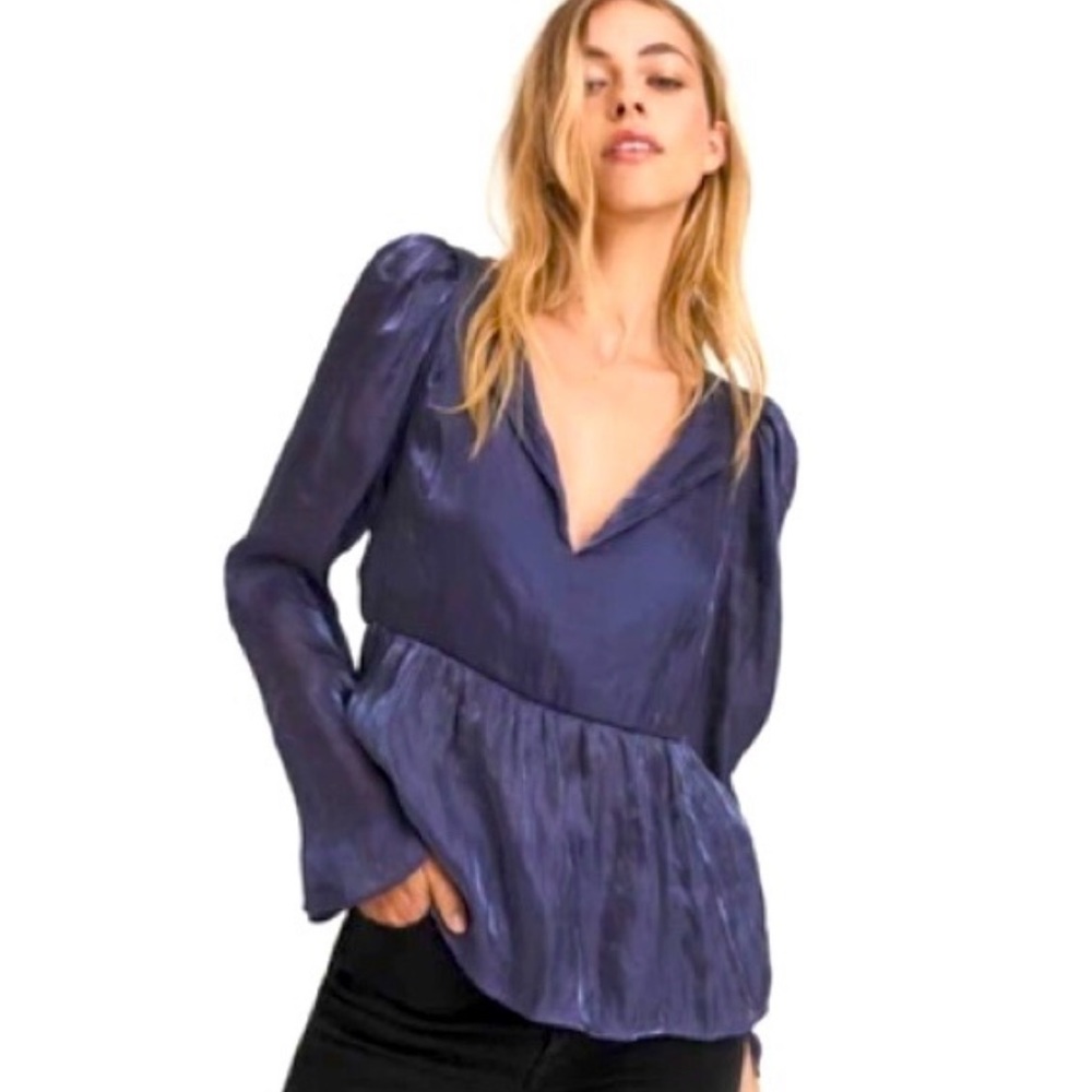 NWOT Something Navy Kora Iridescent Blouse in Navy Blue